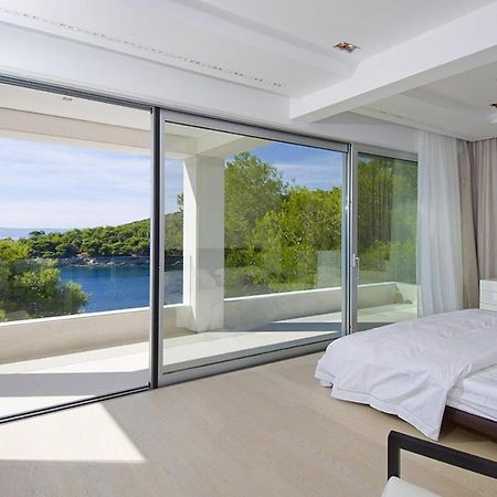 Luxury Seafront Villa My Dream With Private Pool, Jacuzzi And Staff At The Beach On Brac Island - Sumartin Selca  Экстерьер фото