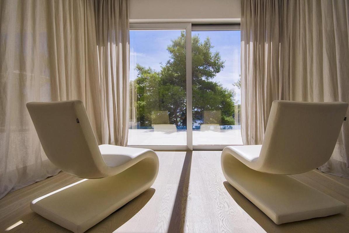 Luxury Seafront Villa My Dream With Private Pool, Jacuzzi And Staff At The Beach On Brac Island - Sumartin Selca  Экстерьер фото